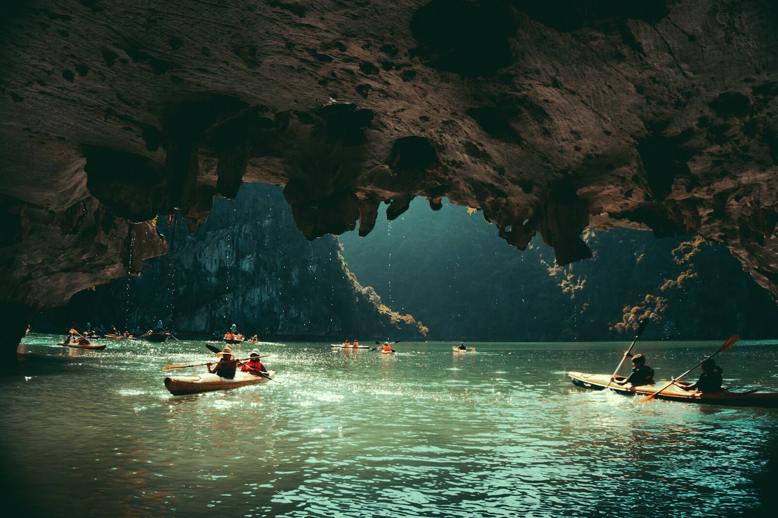 Into the grotto, Ninh Binh