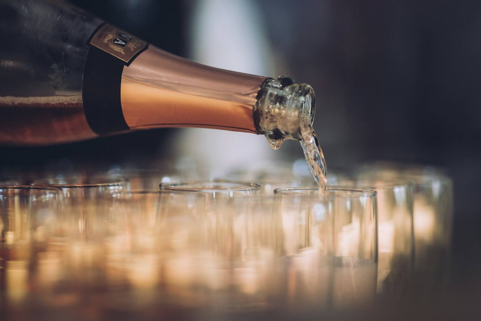 Champagne service, the Lookout